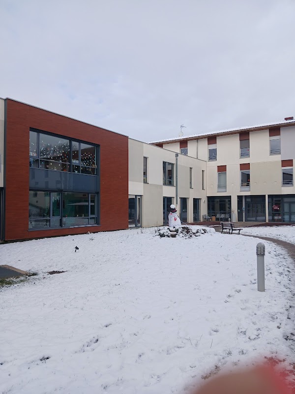 EHPAD Saint-Joseph - Photo 5 sur 5 - Environnement et extérieurs