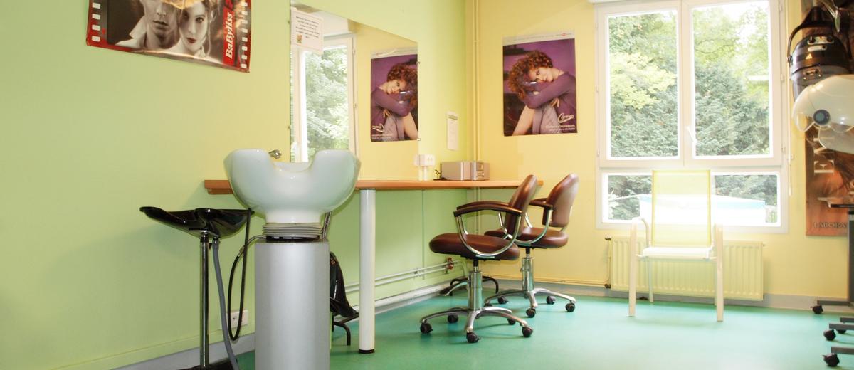 EHPAD Les Brullys - Photo 2 sur 5 - Intérieur et espaces communs