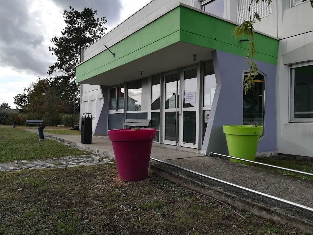 EHPAD Centre hospitalier Coeur du Bourbonnais - Photo 5 sur 5 - Environnement et extérieurs