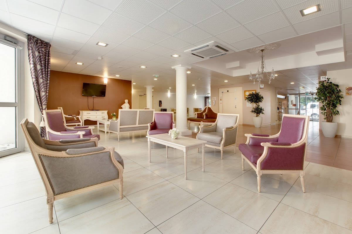 EHPAD Résidence Le Mesnil - Photo 2 sur 5 - Intérieur et espaces communs