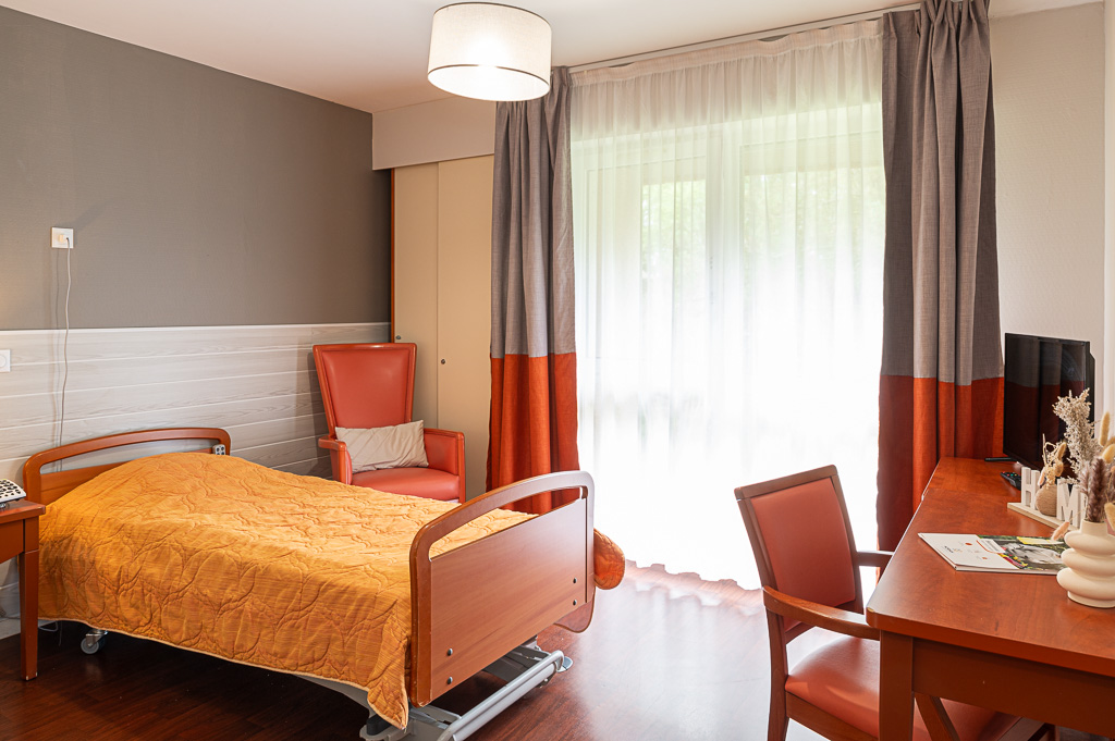 EHPAD Korian Les Roses - Photo 3 sur 5 - Chambres et hébergement