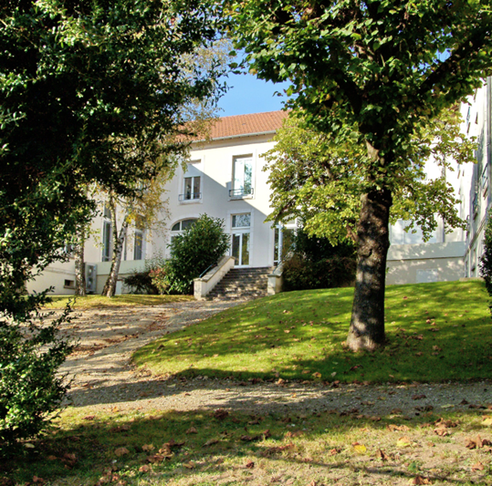 EHPAD Sainte-Sophie - Photo 2 sur 4 - Intérieur et espaces communs