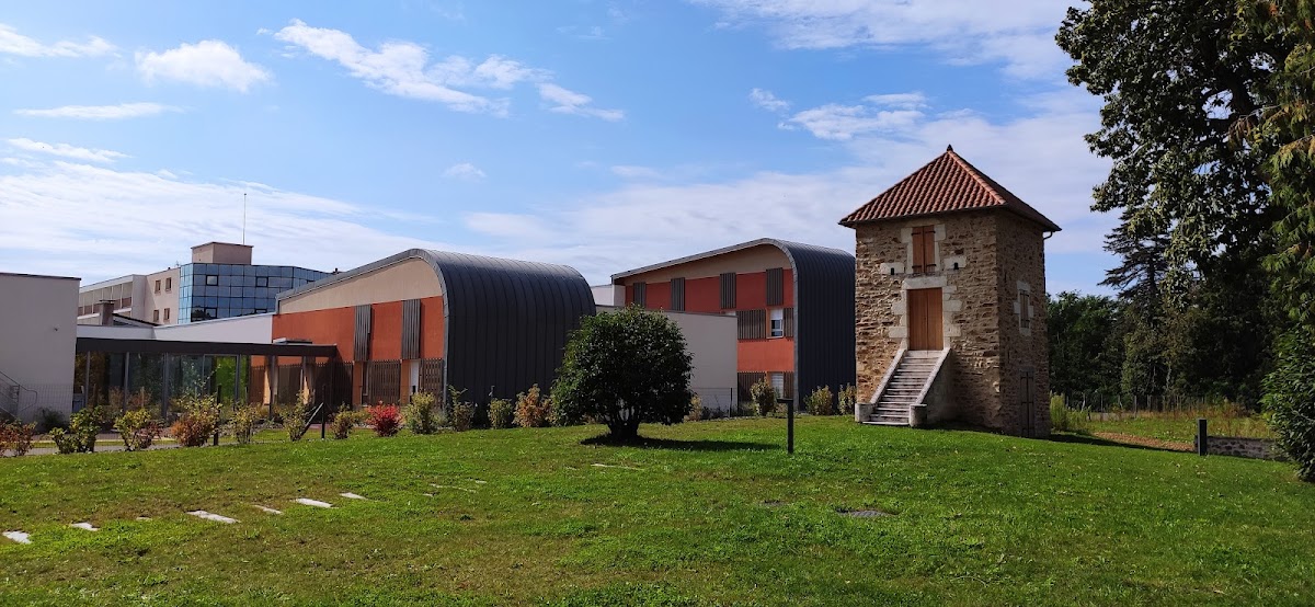 Photo de EHPAD Henri-Frugier, EHPAD à LA COQUILLE