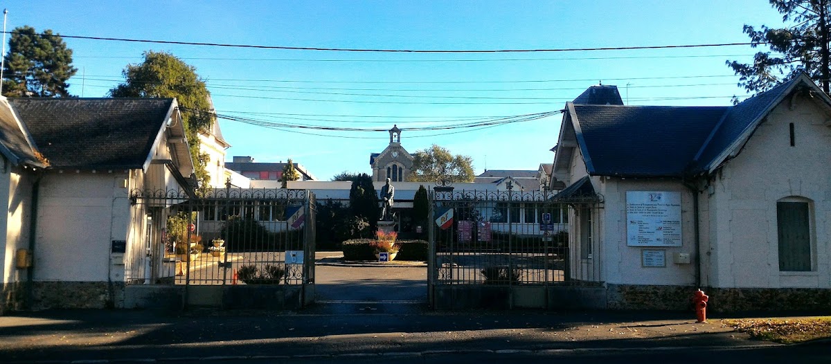 EHPAD de Marines - Photo 3 sur 3 - Chambres et hébergement