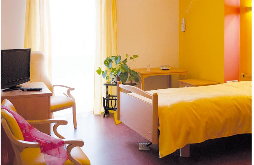 EHPAD Sénéos - Photo 3 sur 5 - Chambres et hébergement