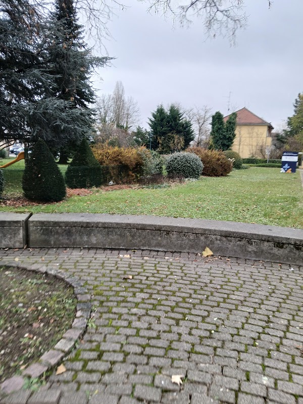 EHPAD Résidence Blanche de Castille - Photo 2 sur 4 - Intérieur et espaces communs