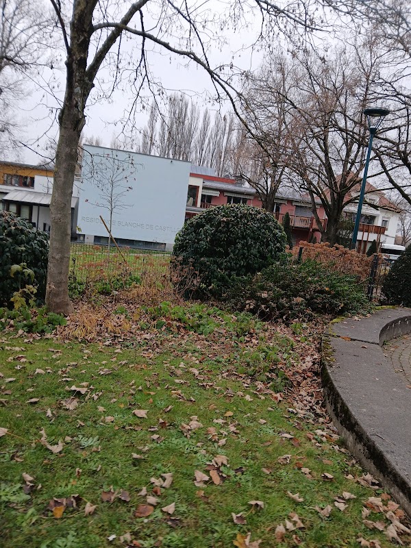 Photo de EHPAD Résidence Blanche de Castille, EHPAD à ST LOUIS