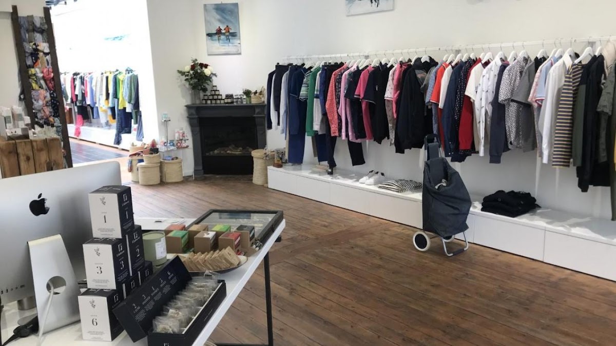 EHPAD Le Voilier bleu - Photo 5 sur 5 - Environnement et extérieurs