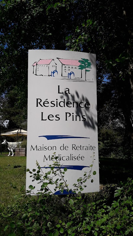 Résidence Les Pins - Photo 5 sur 5 - Environnement et extérieurs