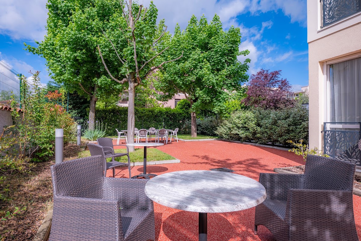 EHPAD Colline de la Soie - Photo 2 sur 5 - Intérieur et espaces communs