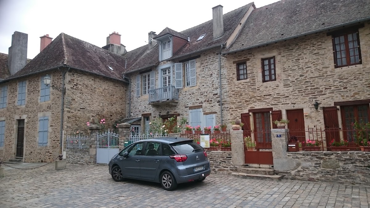 EHPAD de Saint-Yrieix-la-Perche - Photo 3 sur 5 - Chambres et hébergement