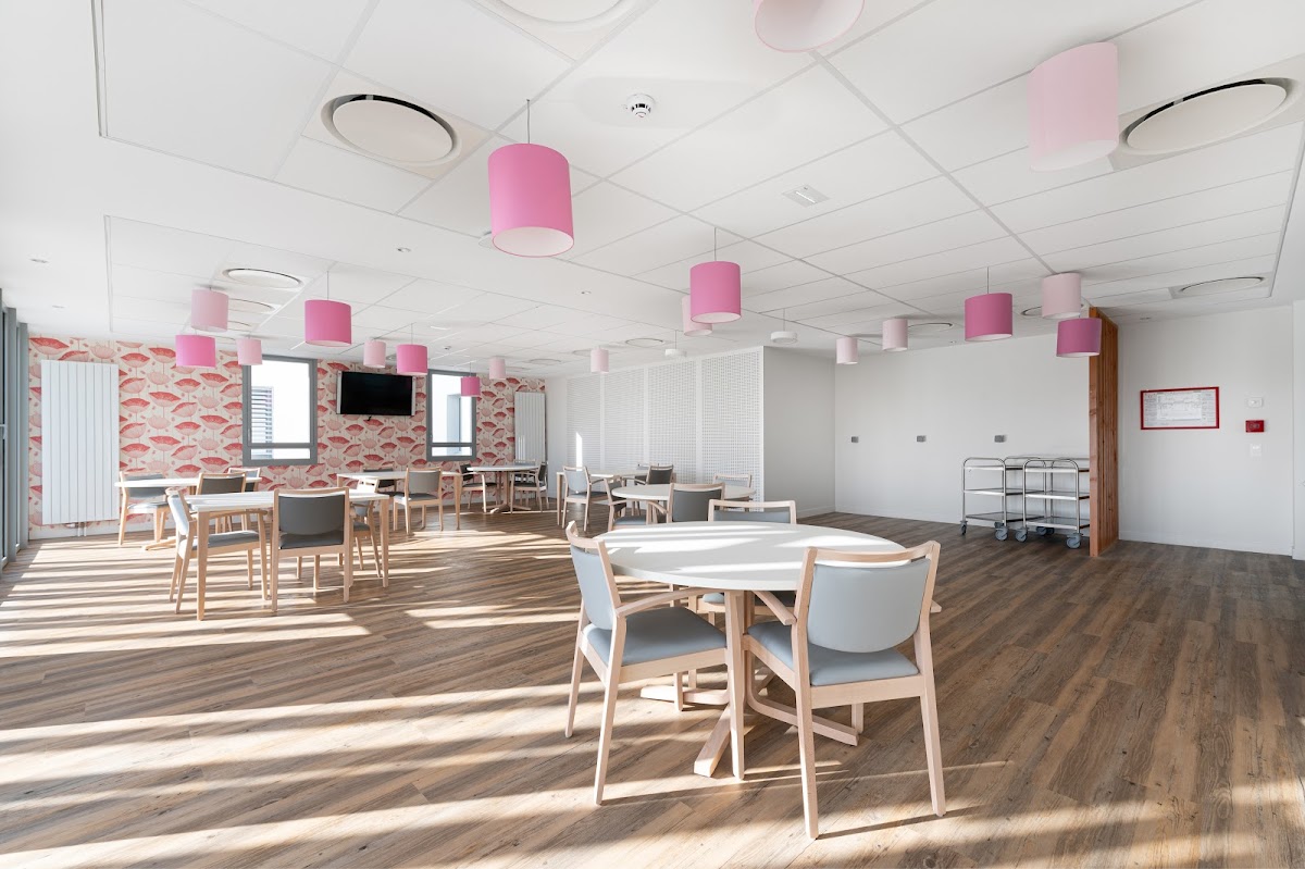 EHPAD de Riantec - Photo 3 sur 5 - Chambres et hébergement