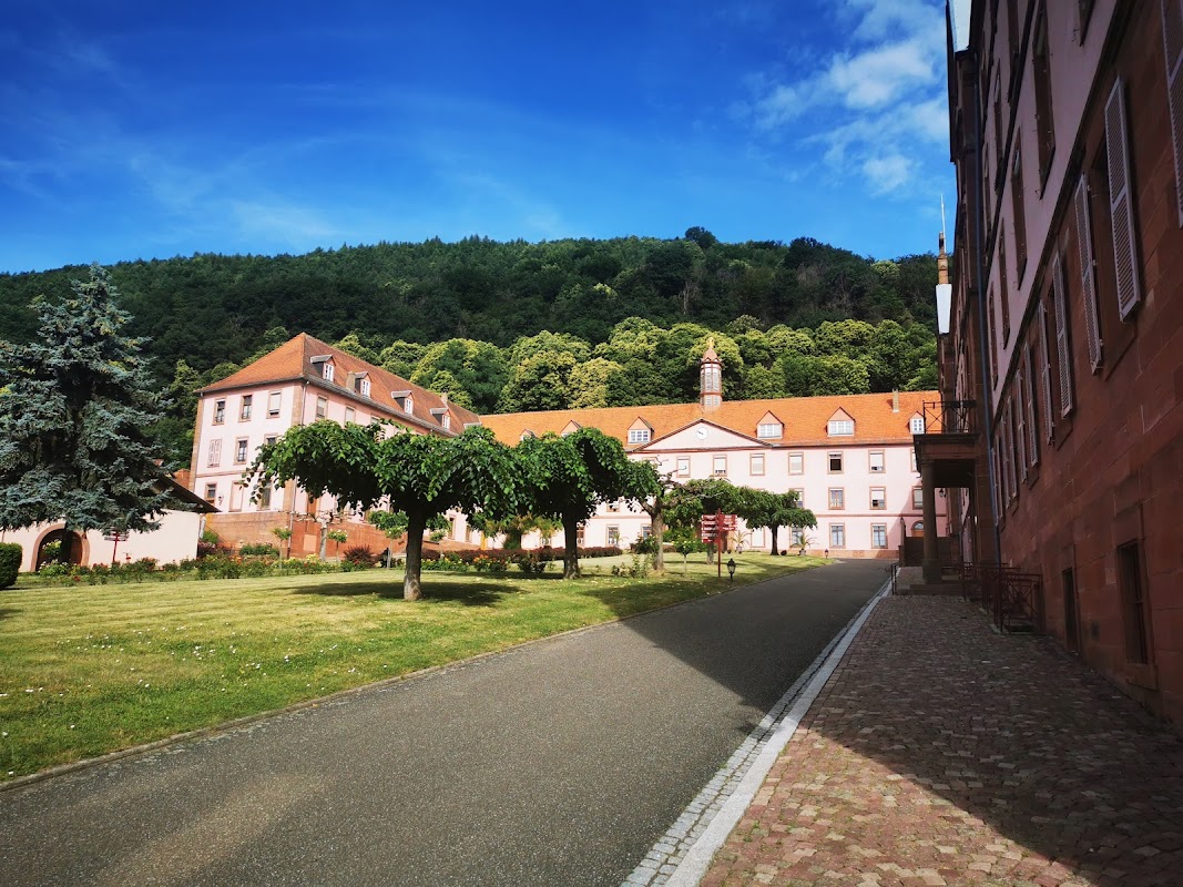 EHPA SOEURS DU TRES SAINT SAUVEUR - Photo 2 sur 5 - Intérieur et espaces communs
