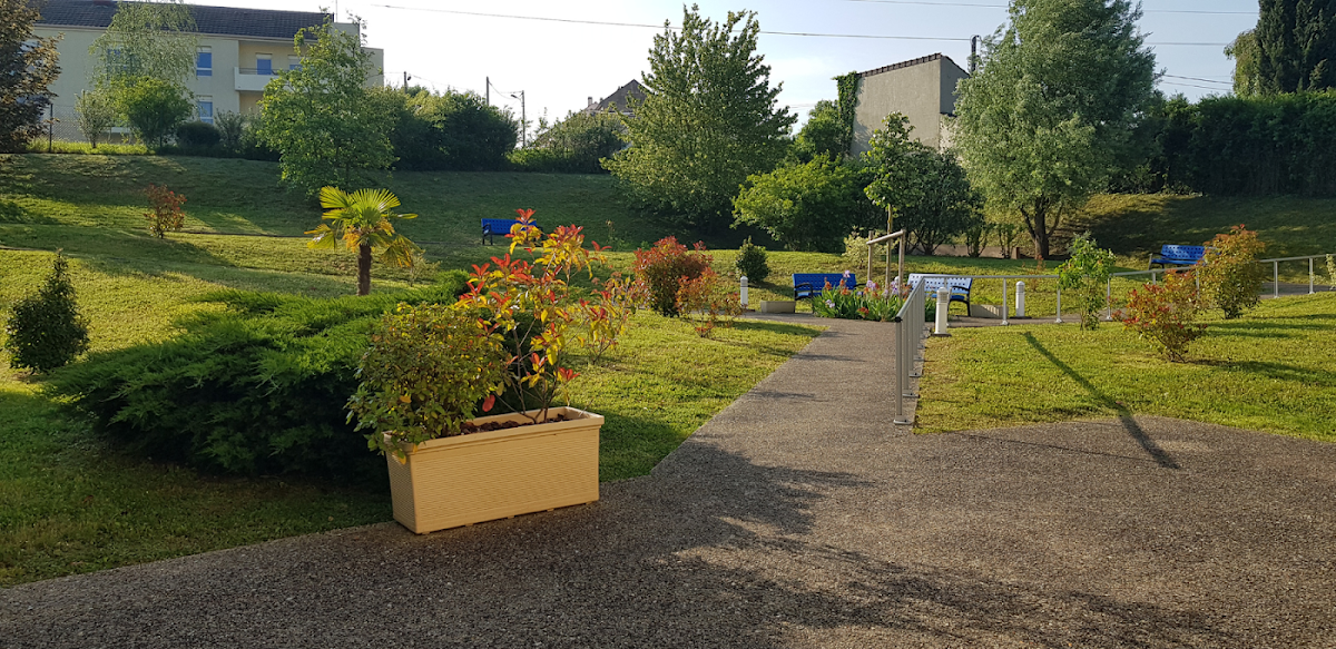EHPAD Les Jardins du Lac - Photo 2 sur 5 - Intérieur et espaces communs