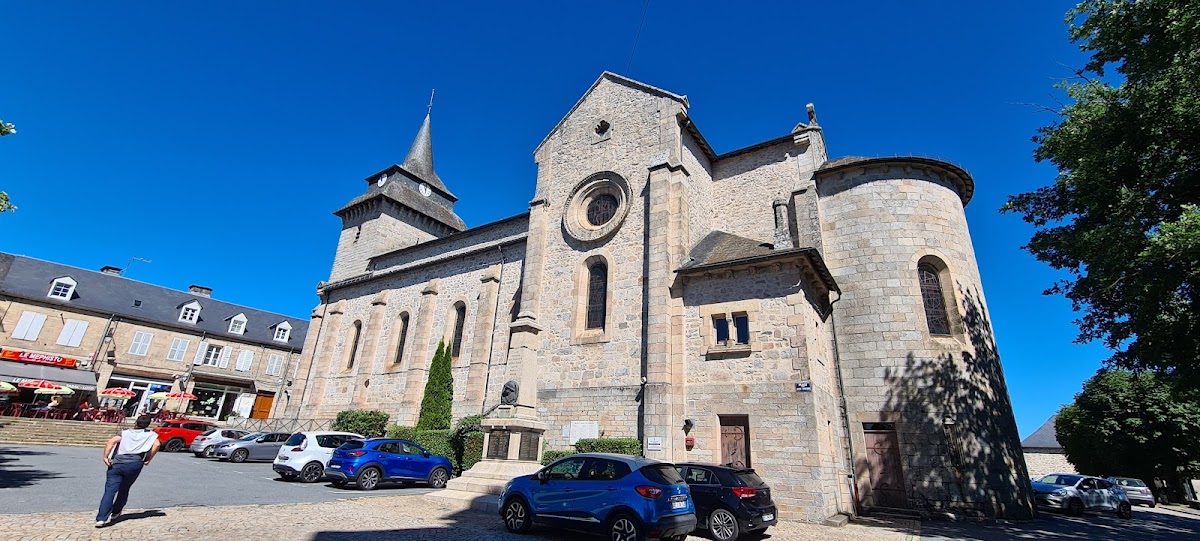 EHPAD Égletons - Photo 2 sur 5 - Intérieur et espaces communs