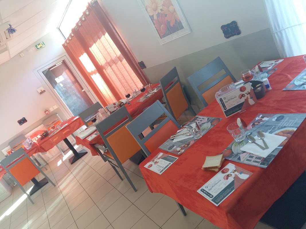 EHPAD Résidence Fontclair - Photo 2 sur 5 - Intérieur et espaces communs