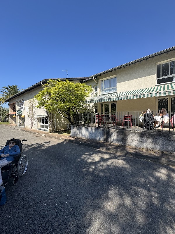 EHPAD Résidence Les Pins - Photo 5 sur 5 - Environnement et extérieurs