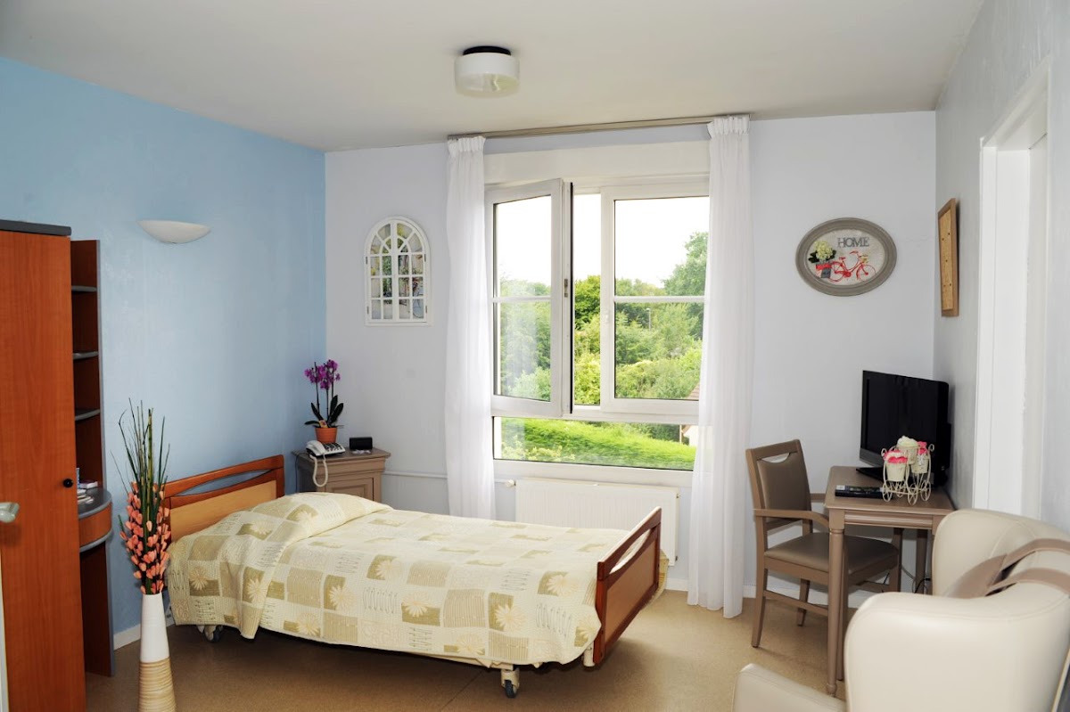 EHPAD Le Village - Photo 2 sur 5 - Intérieur et espaces communs