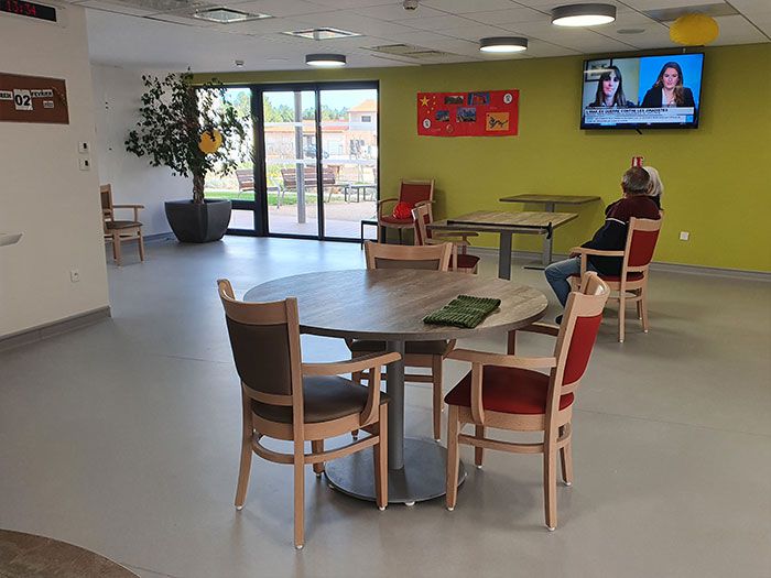 EHPAD du Docteur Dagues - Photo 2 sur 5 - Intérieur et espaces communs