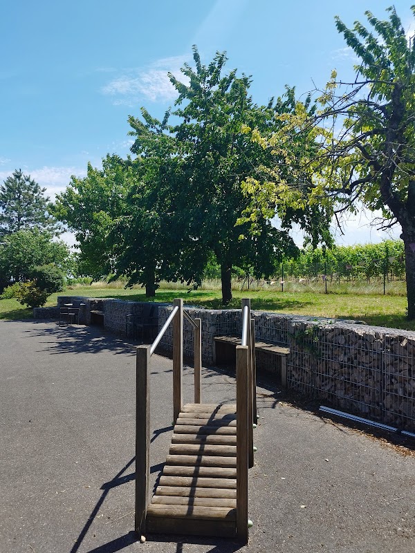 EHPAD Le Petit Château - Photo 2 sur 5 - Intérieur et espaces communs