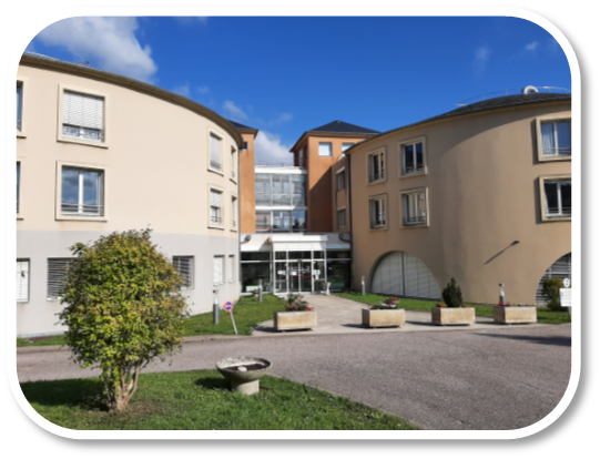 Maison de retraite Le bas château - Photo 2 sur 5 - Intérieur et espaces communs