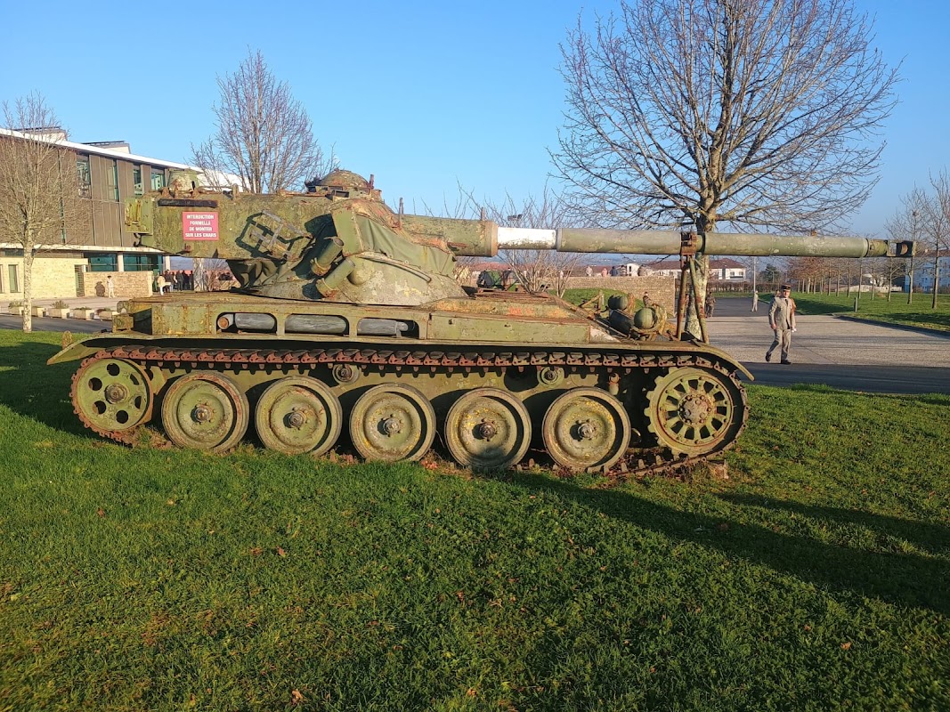 USLD Saint-Maixent-l'Ecole - Photo 5 sur 5 - Environnement et extérieurs