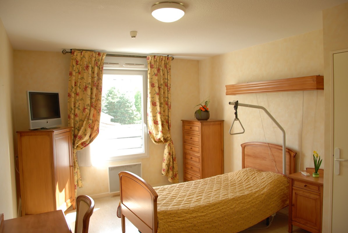 EHPAD Résidence des Canuts - Photo 2 sur 5 - Intérieur et espaces communs