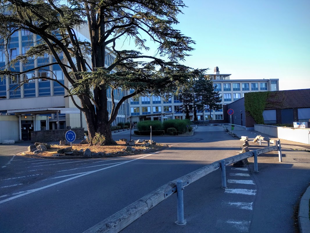 EHPAD Hôpital Bruyères - Photo 4 sur 5 - Espaces de vie