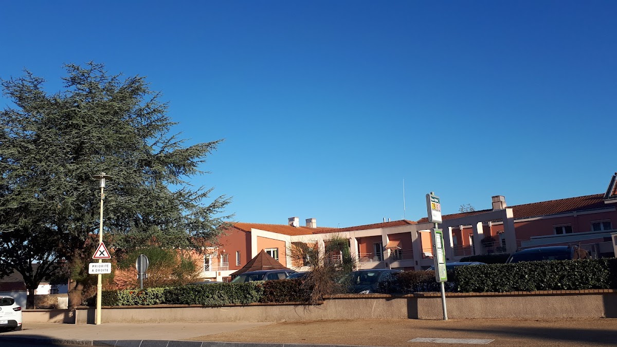 EHPAD Résidence Simon Ringeard - Photo 2 sur 3 - Intérieur et espaces communs