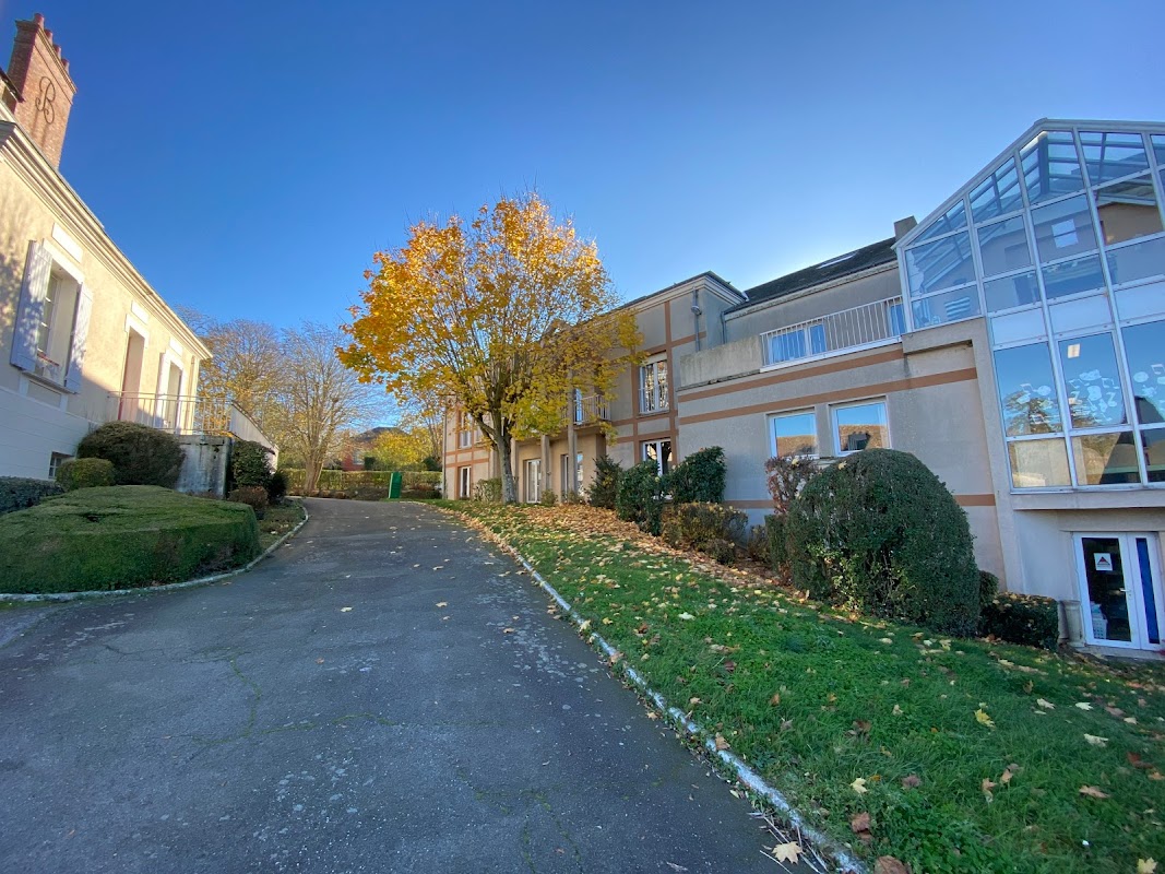 EHPAD de Brezolles - Photo 2 sur 5 - Intérieur et espaces communs