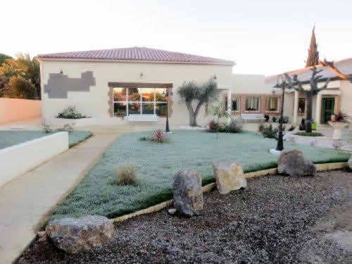 EHPAD Maison de retraite Le Minervois - Photo 2 sur 5 - Intérieur et espaces communs