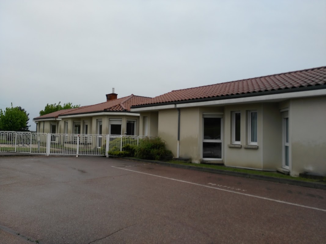 EHPAD Le Chasseur - Photo 2 sur 5 - Intérieur et espaces communs