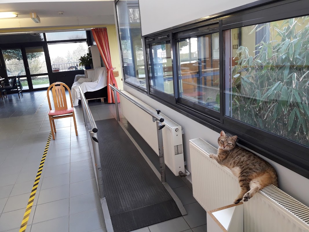 EHPAD Les Aberjoux et Mûriers - Photo 2 sur 2 - Intérieur et espaces communs