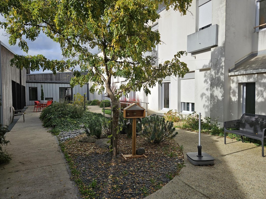 EHPAD Montfort - Photo 3 sur 5 - Chambres et hébergement