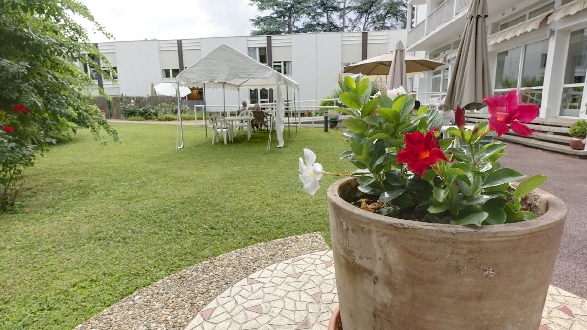 EHPAD La Cerisaie de Saint-Étienne - Photo 4 sur 5 - Espaces de vie