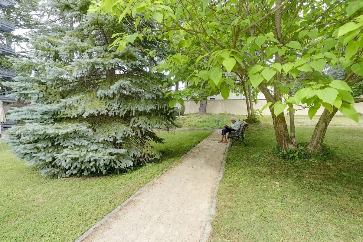 EHPAD La Cerisaie de Saint-Étienne - Photo 2 sur 5 - Intérieur et espaces communs