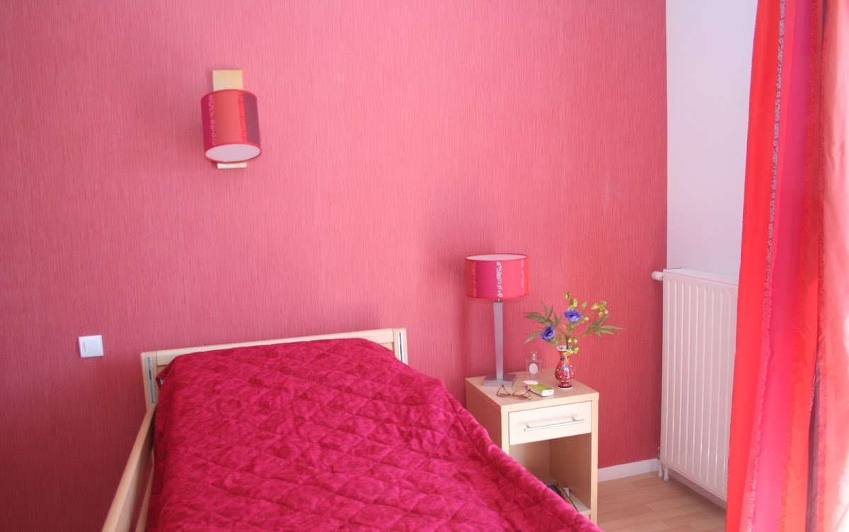 EHPAD Arépa Résidence Petronille - Photo 2 sur 5 - Intérieur et espaces communs