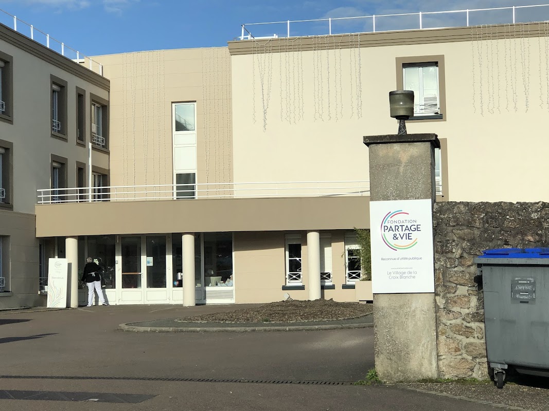 Foyer logement Croix-blanche - Photo 5 sur 5 - Environnement et extérieurs