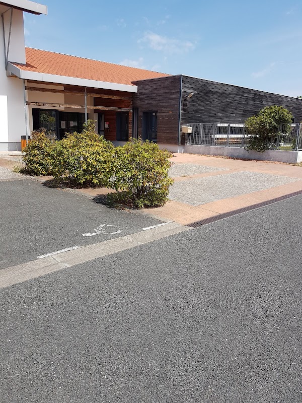 EHPAD L'Arousiney - Photo 5 sur 5 - Environnement et extérieurs