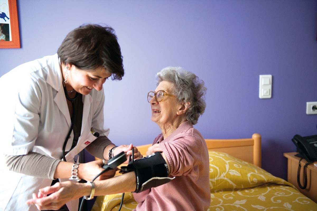 EHPAD L'Arousiney - Photo 2 sur 5 - Intérieur et espaces communs