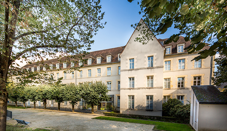 EHPAD Marion de Givry - Photo 3 sur 5 - Chambres et hébergement