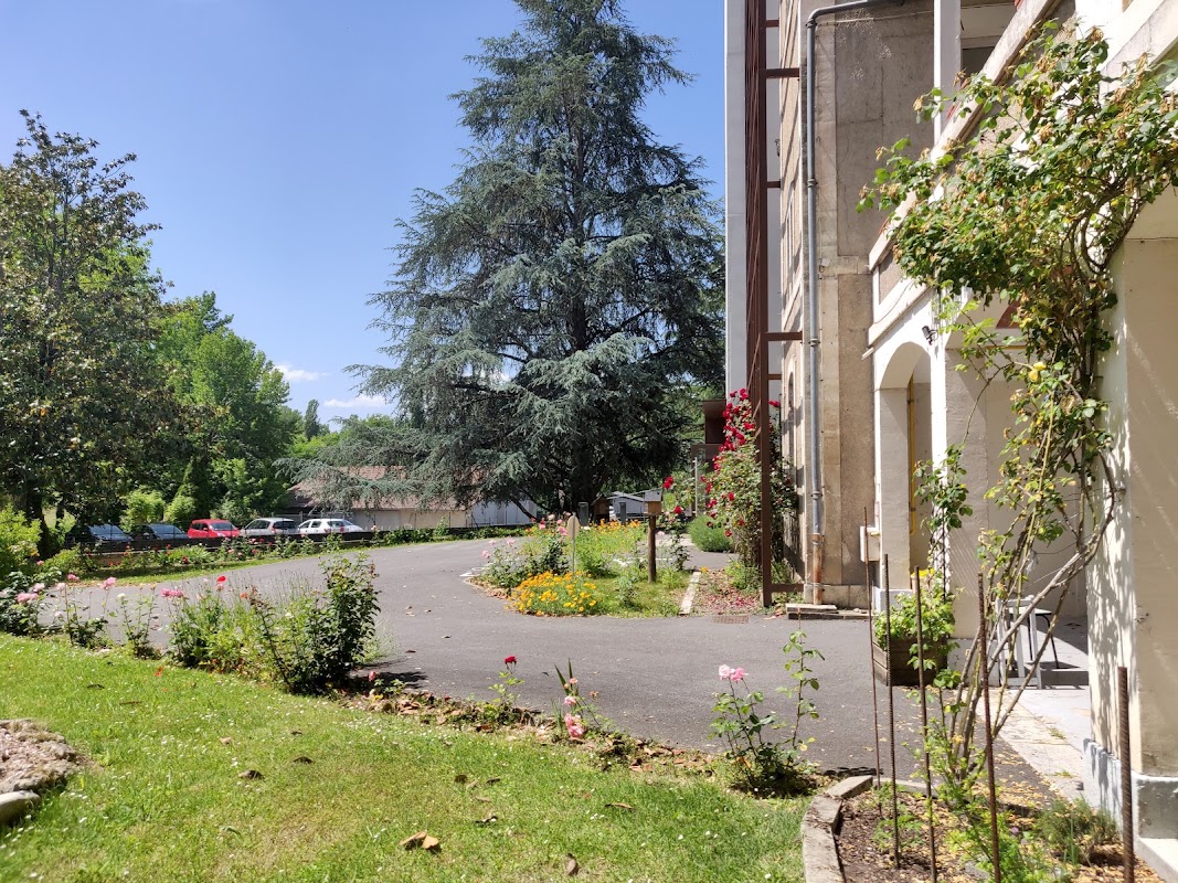 Photo de MAISON DE RETRAITE ST VINCENT, EHPAD à CHATEAU L EVEQUE