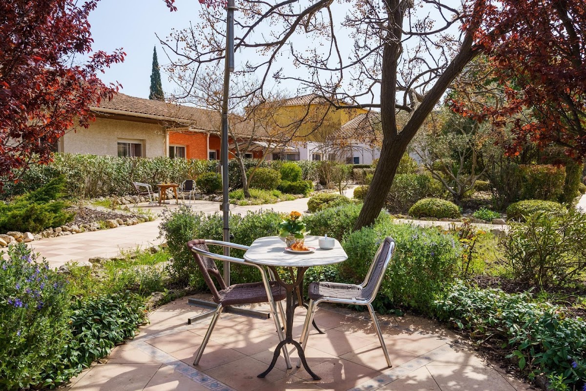 EHPAD Le Clos des Oliviers - Photo 5 sur 5 - Environnement et extérieurs