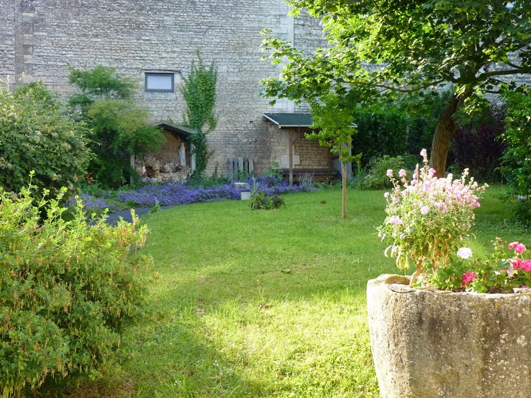 Photo de EHPAD - Résidence Sacré-Coeur, EHPAD à NIORT