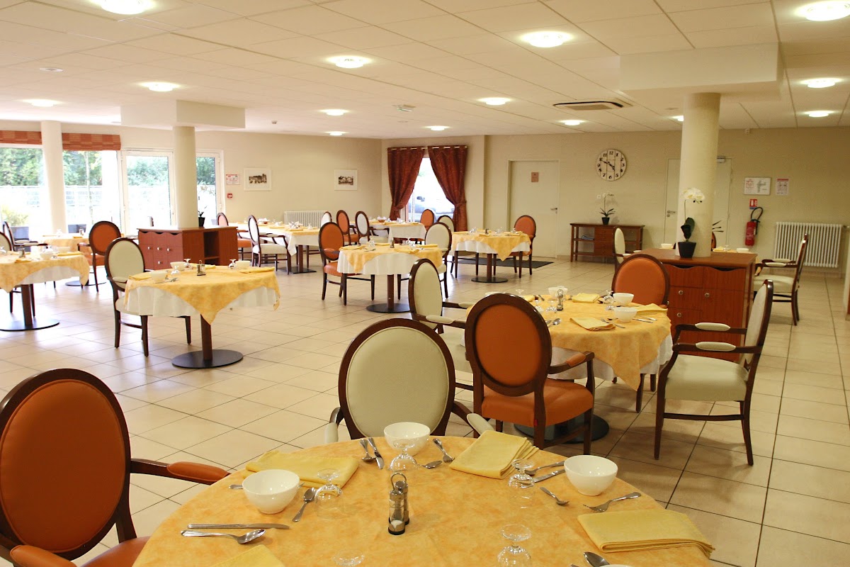 EHPAD Résidence Les Cygnes - Photo 3 sur 5 - Chambres et hébergement