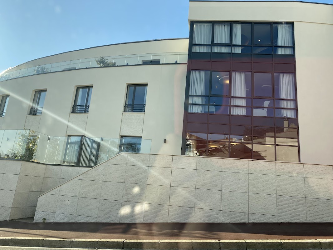 Photo de EHPAD Résidence Les Vignes, EHPAD à SURESNES