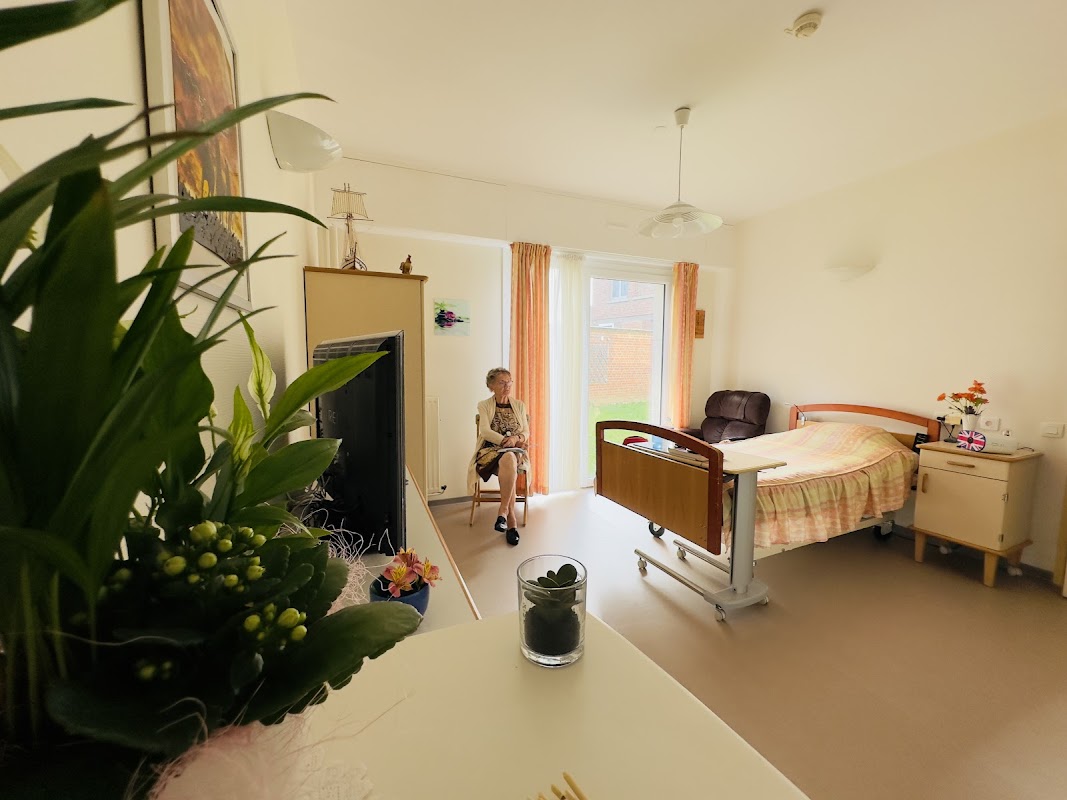 EHPAD Les Charmilles - Photo 5 sur 5 - Environnement et extérieurs