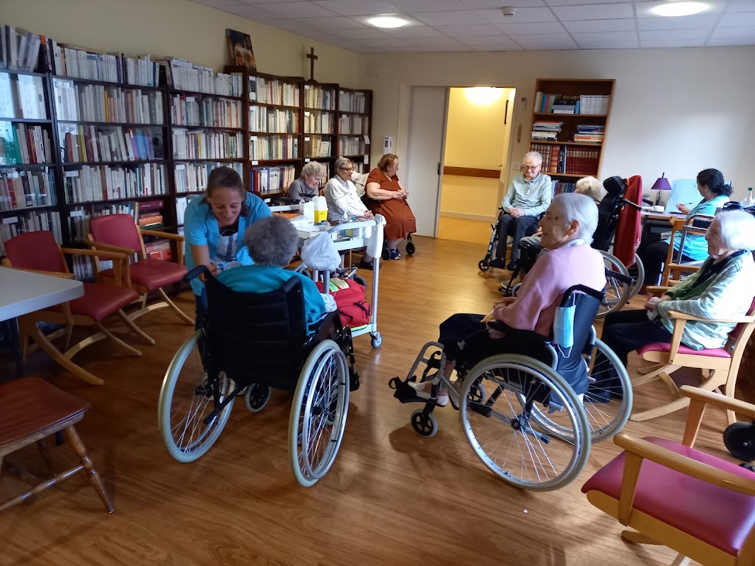 EHPAD Les Glénans - Photo 3 sur 5 - Chambres et hébergement