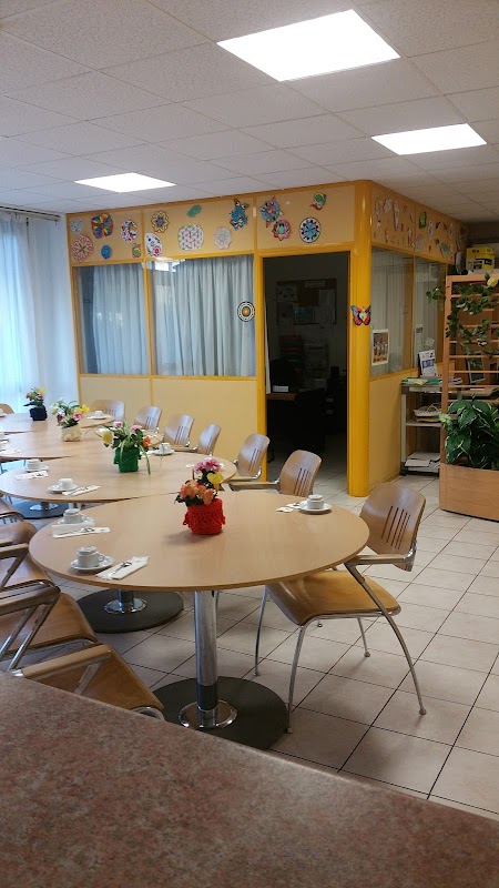 Centre gérontologique départemental - Photo 2 sur 5 - Intérieur et espaces communs