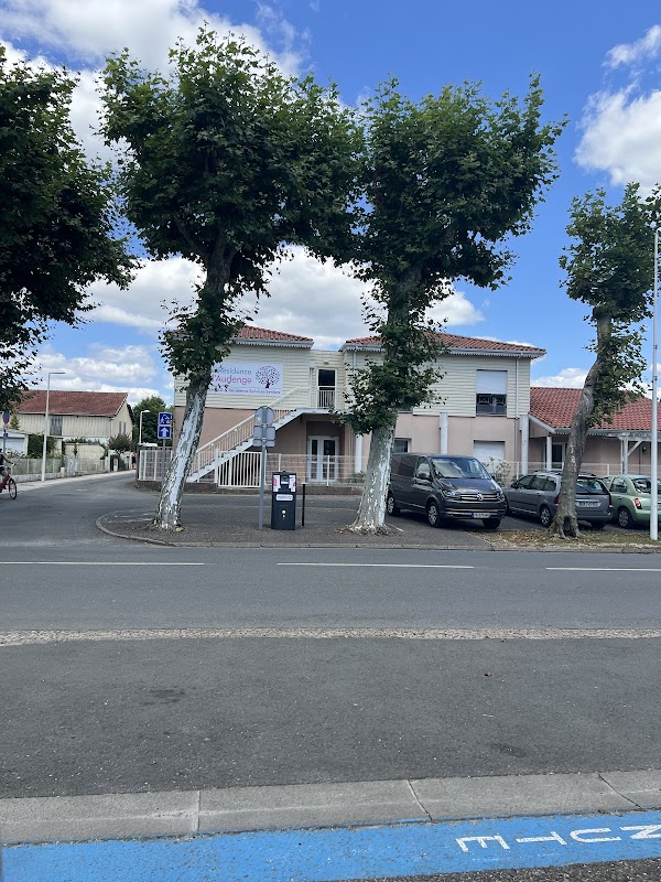 EHPAD Résidence d'Audenge - Photo 2 sur 2 - Intérieur et espaces communs